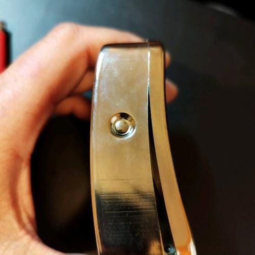 Tobacco case new with cigarette rolling mechanism