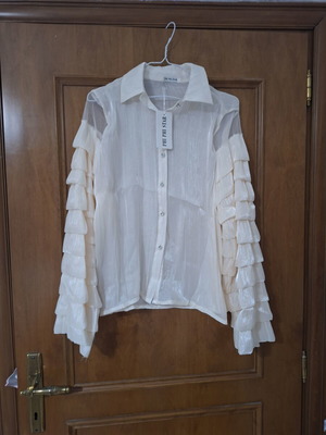 Women's blouse one size, new