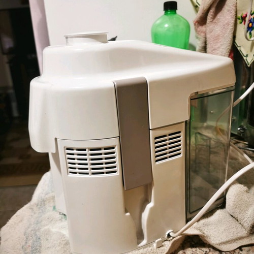 Moulinex juicer like new in box, functional