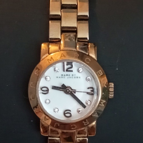 Marc Jacobs Mini Amy ladies watch used, white dial stainless steel rose gold bronze tone MBM 3227