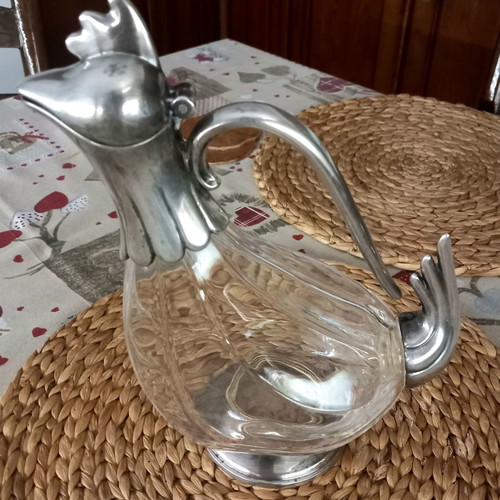 Wine carafe used, old and unique design