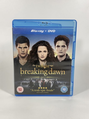 The Twilight Saga Breaking Dawn Part 2 Blu-ray like new with English subtitles