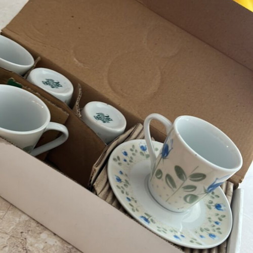 Porcelain coffee set new