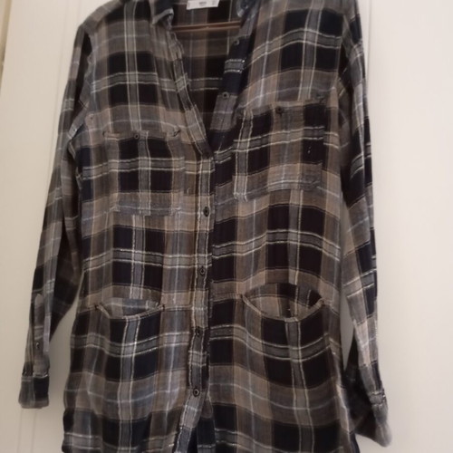 Mango checked shirt like new, size M, black and beige