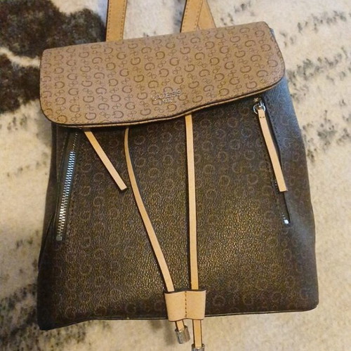Guess backpack like new, beige and brown