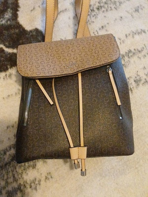 Guess backpack like new, beige and brown