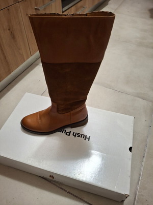 Hush Puppies boots size 39 tan new, very comfortable