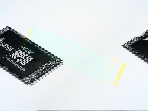 Corsair Force MP510 SSD 240GB M.2 NVMe PCI Express 3.0
