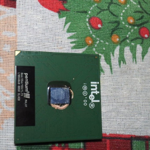 Pentium III with cooler used, retro opportunity