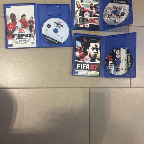 Fifa (05-06-07) PS2 like new, complete in original cases