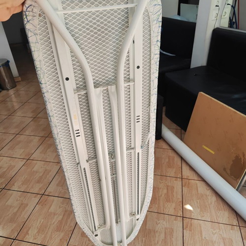 Ironing board like new