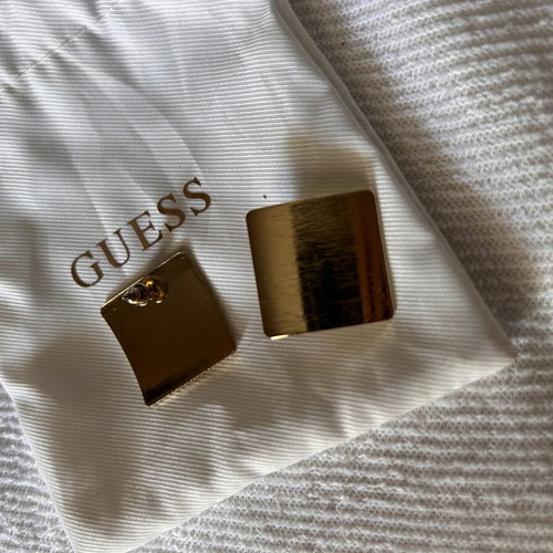 Square stud earrings, gold tone
