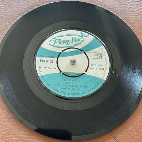 The Daltons 45 vinyl record like new