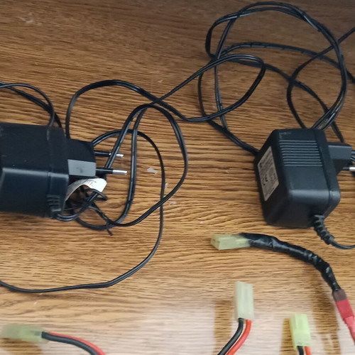 Airsoft batteries used, pack of 4 with 2 chargers