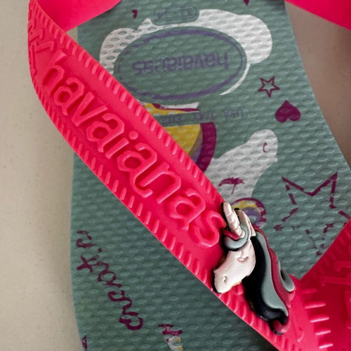 Havaianas kids flip-flops used, size 33–34, unicorn design