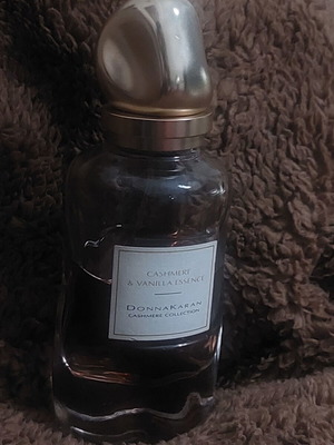 Donna Karan Cashmere and Vanilla essence eau de parfum used 100 ml