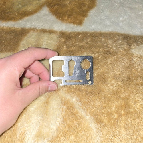 Multi-tool like new with cutter and wallet card slot