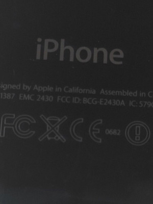 Apple iPhone 4s