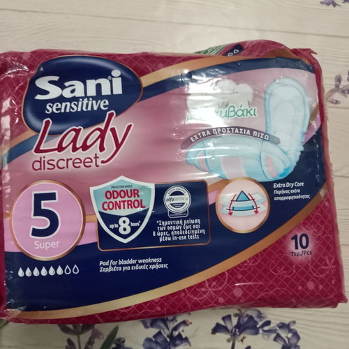 Sani Sensitive Lady Discreet Super Pads new, pack of 16 no3 and 10 no5
