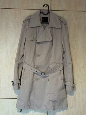 Sisley women's trench coat size 48 like new, beige