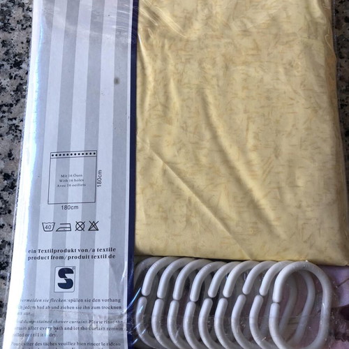Fabric shower curtain like new 180x180