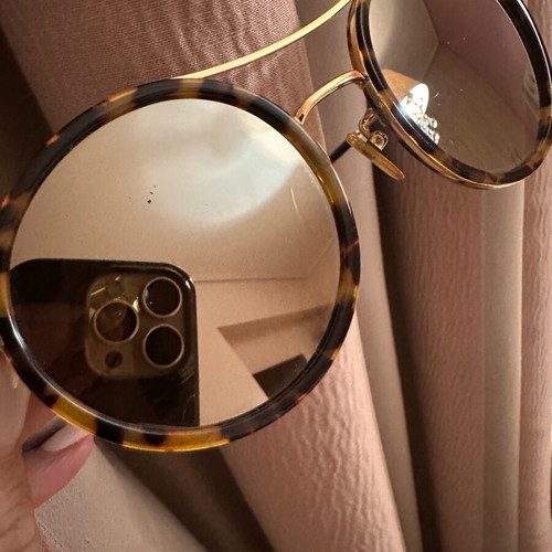 Vedi Vero sunglasses used with marks