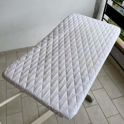 Lionelo Theo Concrete Baby Cot like new with mattress and side opening