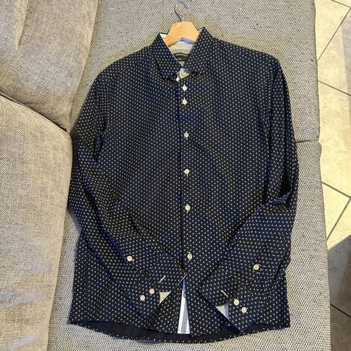 Dash&Dot men's shirt medium slim fit like new, dark blue with white anchors