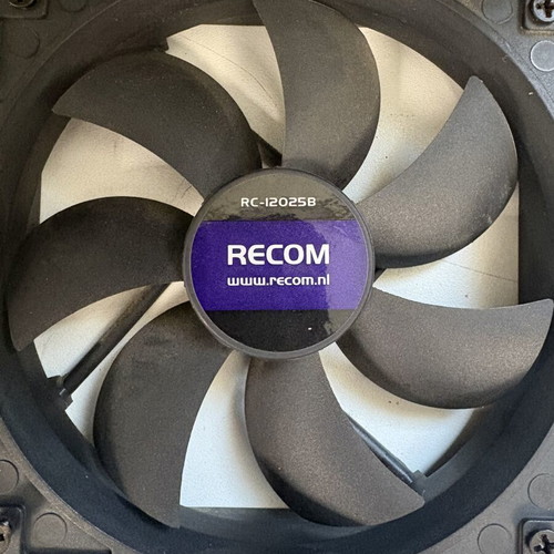 Recom RC-12025B 120mm 3-pin fans set of 3 like new, 1000 RPM