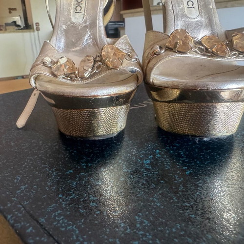 DODICI Gold 15cm Heels like new, size 37, very stable