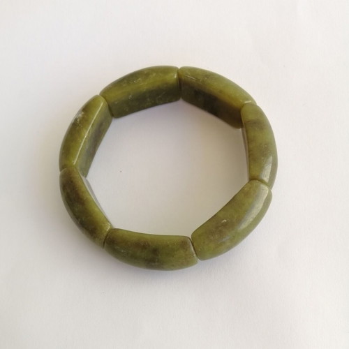 Bracelet with jade semi-precious stones new, green