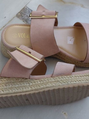 Women's pink suede slippers size 38