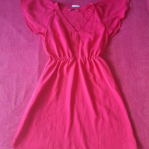 Dress Reserved intense pink with ruffled sleeves and elastic waist, new