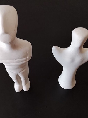 Cycladic figurine replicas set of 2 used, plaster