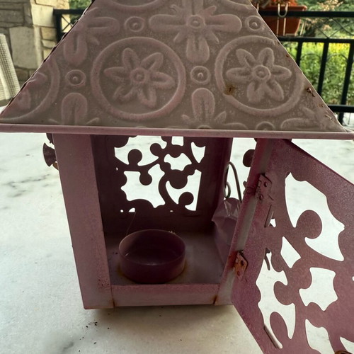 Decorative lantern used for tealight candle, metal, vintage pink