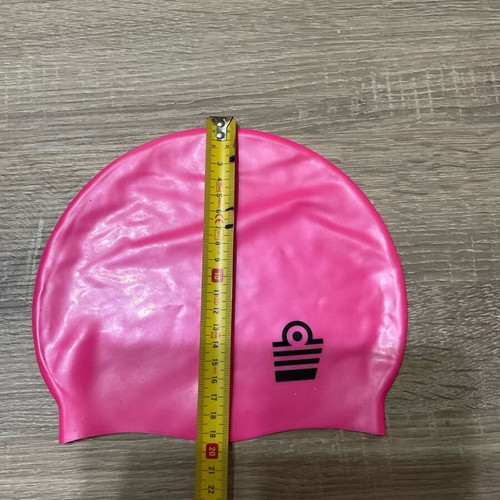 Swimming cap like new