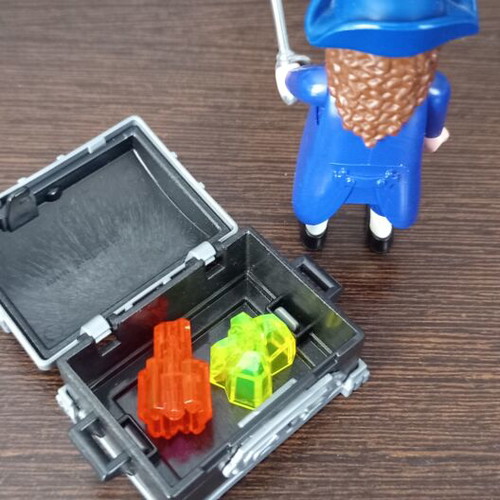 Playmobil pirate figure with treasure chest used