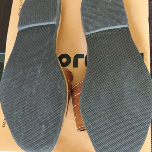 Leather slippers handmade size 46 like new, brown