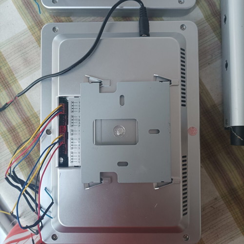 Video door phone external unit with 2 internal units