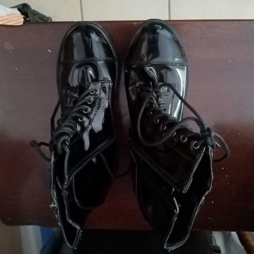Patent leather ankle boots size 37, black with laces and zipper