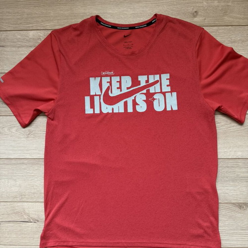 Nike Dri-FIT Wild Run Keep The Lights On T-Shirt, size S, red