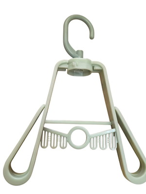 Space-saving hanger for shoes and socks plastic, new, veraman color