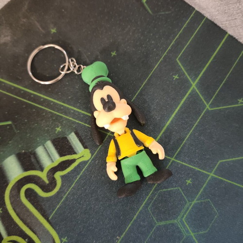 Goofy Flexi 3D printed keychain customizable colors
