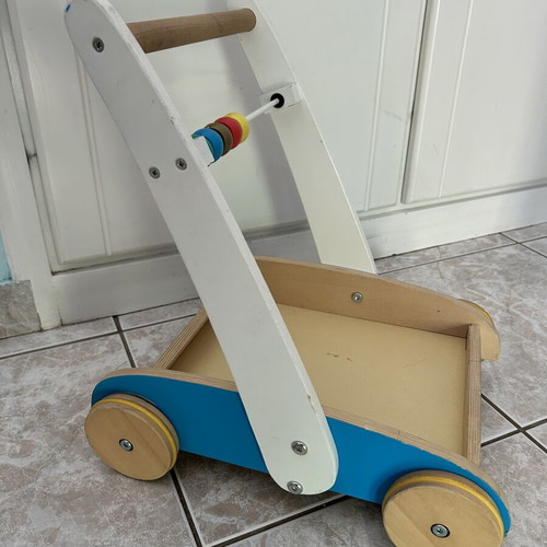 ELC Wooden Walker like new for 6+ months