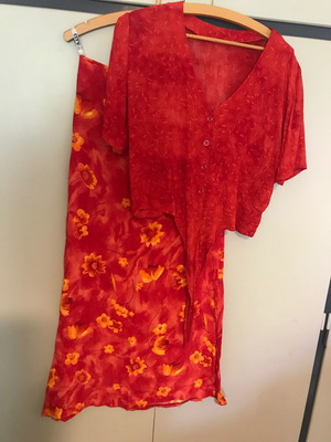Cropped shirt L and maxi skirt M set like new, red and yellow