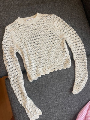 Knitted summer top beige size S like new