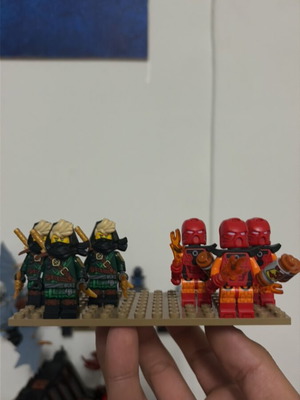 Lego CMF minifigs like new, perfect condition