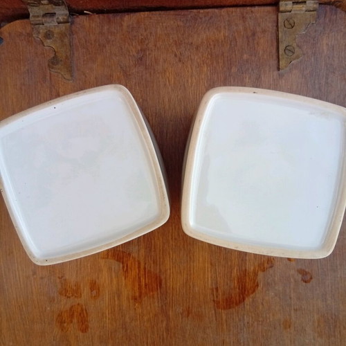Bravo collectible ceramic jars like new