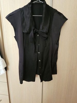 Prada women's blouse No 42 like new, black