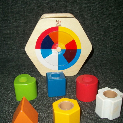 Hape wooden learn and sort toy like new